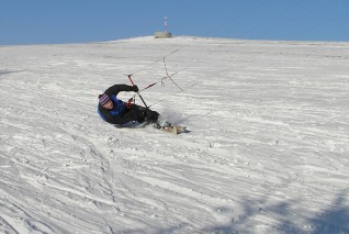 Snowkiting a super speed.